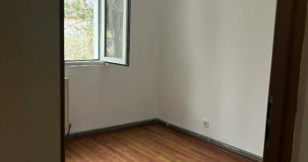 Apartament de 2 camere zona ASTRA,str Saturn