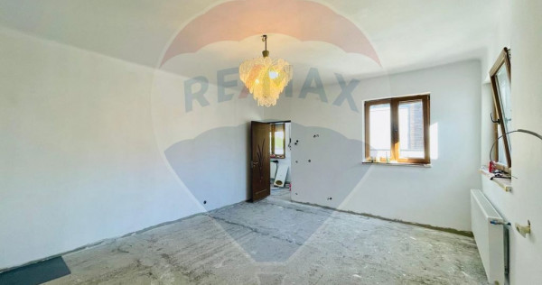 Casă / Vilă cu 6 camere de &icirc;nchiriat &icirc;n zona Calea Du...