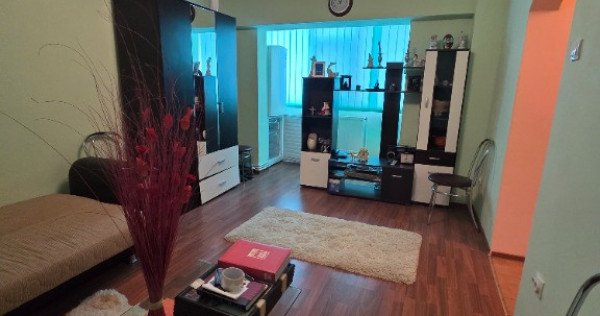 Radu Negru Gars decomandata Mobilata utilata etaj 1