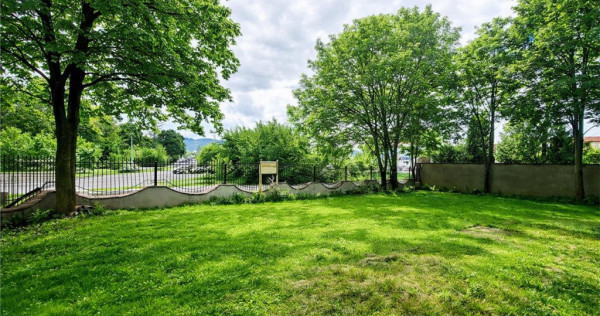 Vila impetuoasa pe 700mp teren:Spatiu versatil pentru locuin