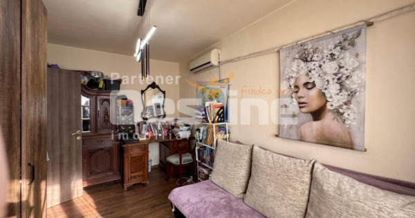 V&acirc;nd/Schimb Apartament 2 Camere cu 3 Camere(Drumul Taberei)