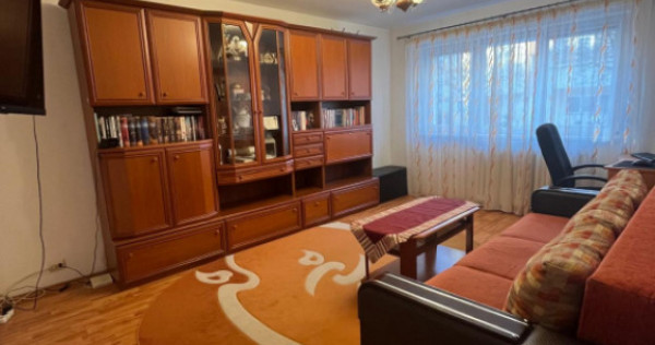 Apartament 3 camere, 55 mp utili, zona Bogdan Voda