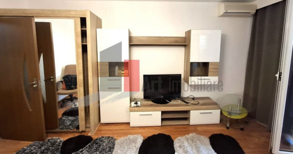 Gars. 31 mp, et 9/10, bloc reabilitat, instalații refăc...