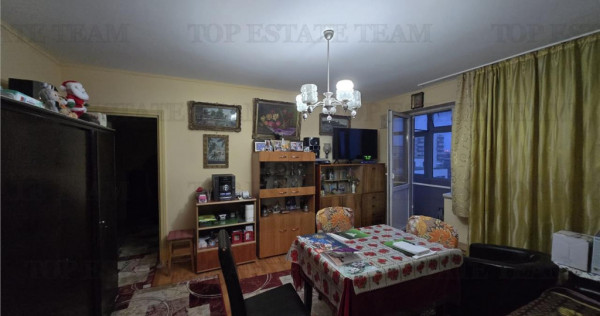 Apartament 3 camere metrou Favorit