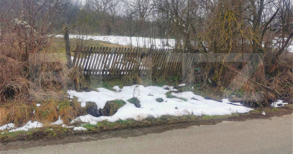 ???? Teren 2.700 mp cu deschidere 22 ml &ndash; liniște, natur?