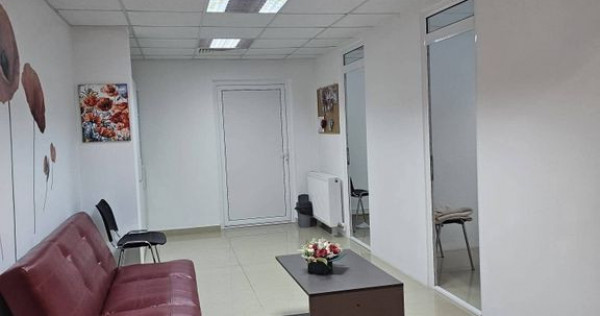 Spațiu comercial de v&acirc;nzare &ndash; Complex Vega, strada Te...