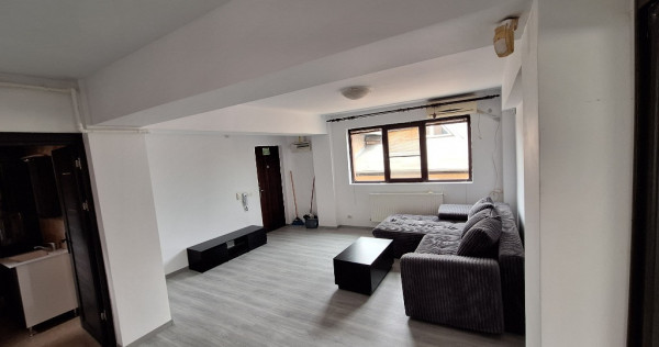 Proprietar &icirc;nchiriez apartament 3 camere Obor