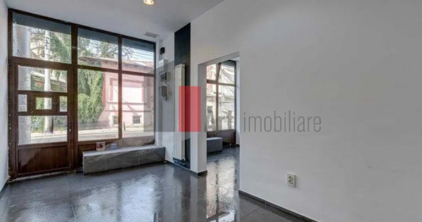 Spatiu comercial de inchiriat in zona Stefan cel Mare/Str...