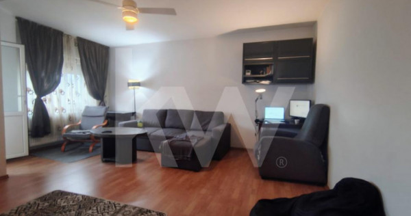 Apartament generos 3 camere, 1 Mai