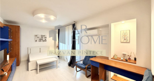 Garsoniera spatioasa cu terasa 20 mp, ultracentral Catedrala