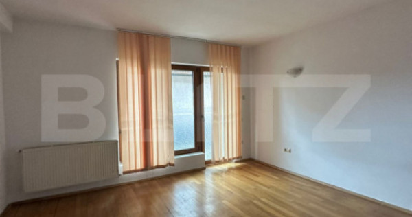 OPORTUNITATE: Apartament, 3 camere, 2 bai, 3 terase, zonă s
