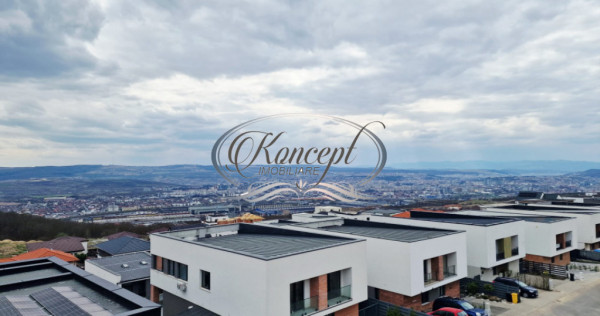 Duplex premium cu rooftop panoramic, in Voronet