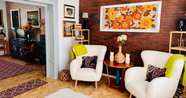 Casa tip Duplex P+1E + demisol + garaj | Zonă centrală ...