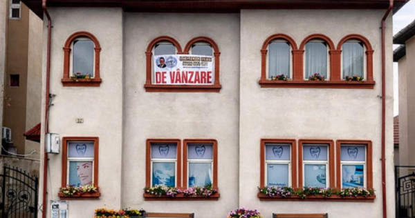 Volum arhitectural remarcabil:Sediu firma, Clinica,Investiti