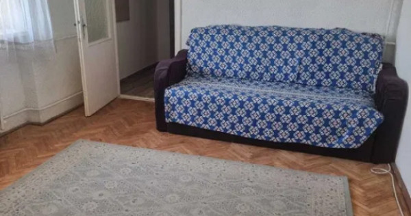 Apartament Cu 2 Camere Semidecomandate Zona Marasesti