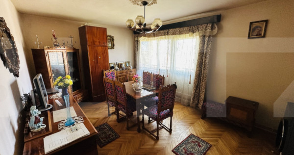 Apartament 3 camere zona Aurel Vlaicu