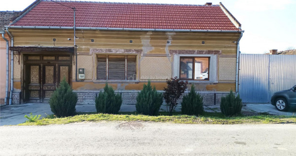 Casa 3 camere teren in Pojejena, jud. Caras Severin