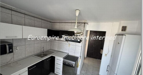 Apartament 3 camere decomandate zona Tomis 3