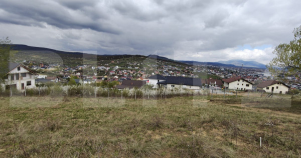 Teren intravilan de v&acirc;nzare, 715 mp, &icirc;n zona Valea Sigmiru