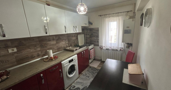 Apartament cu 2 camere de , zona Sud