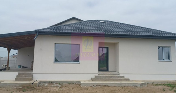 Săbăreni, casă nouă parter 137 mp, curte 400 mp