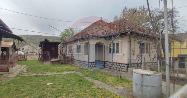 Casă de v&acirc;nzare &icirc;n G&acirc;rdani