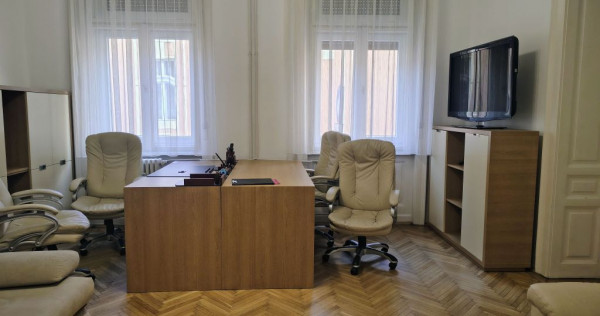 Apartament 2 camere Parc Traian , 400 E neg. Comision 50%