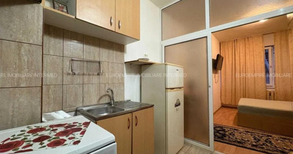 Garsoniera de vanzare zona Cet