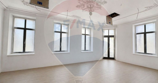 Spațiu premium birouri / showroom - 573 mp | Parcare | C...