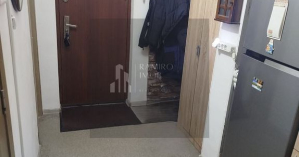 Garsoniera decomandata Dristor / Calea Vitan