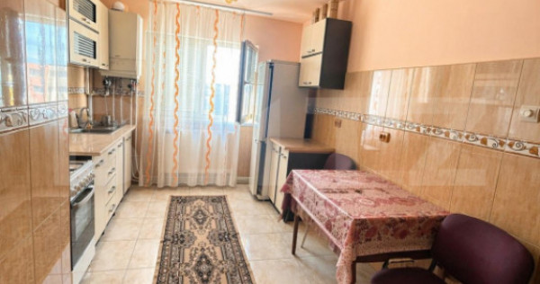 Apartament 2 camere, 50 mp, cu loc de parcare, zona Blocuri
