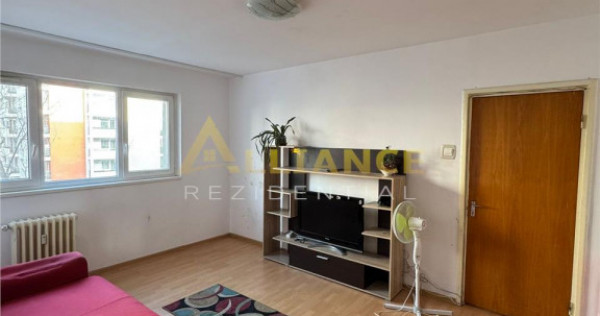 {Metrou DRISTOR } Apartament 3 camere