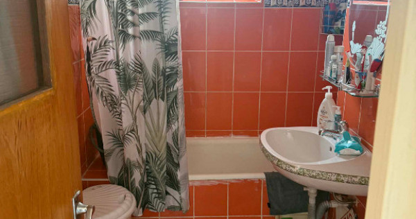 Apartament de 2 camere zon TRIAJ,str Harmanului,