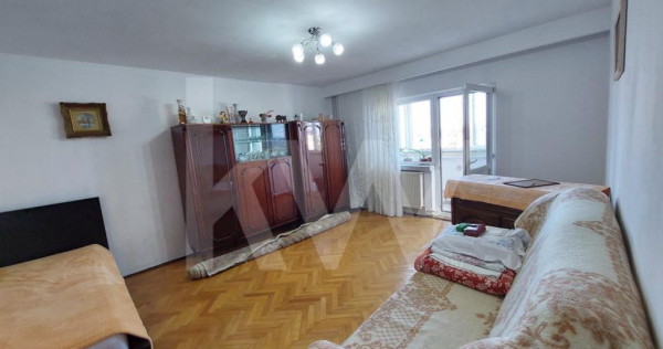 Garsonieră decomandată &bull; spațioasă &bull; aproape de Cent