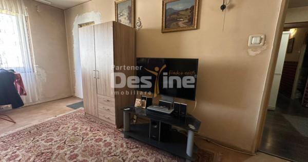 Apartament 3 camere decomandat - 2 bai - etaj 7/8 in zona Vi