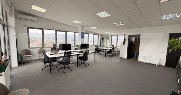 Birou 70 mp, open space, terasă 20 mp, parcare, zona Frunzi