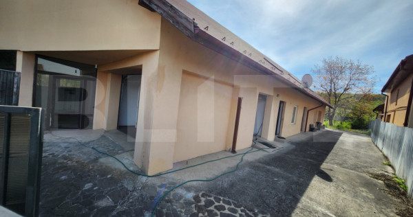 Casă spațioasă, 240 mp, zona 7 Nov - T&acirc;rgu Mureș