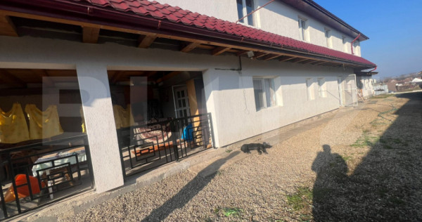 Casă de v&acirc;nzare &icirc;n S&acirc;ngeorgiu de Mureș cu 1.030 m&sup2; ter