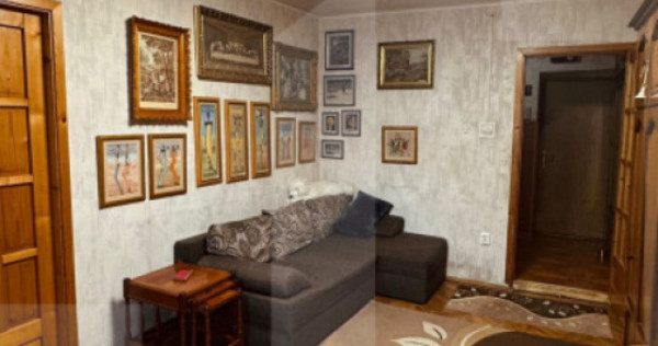 Apartament 3 camere, 65 mp, zona Gradiste