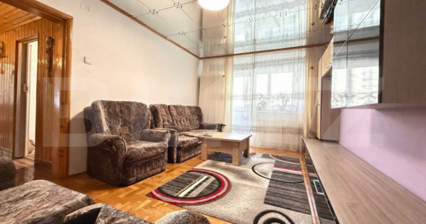 Apartament 4 camere/Racadau-zonă centrală, luminos și bin