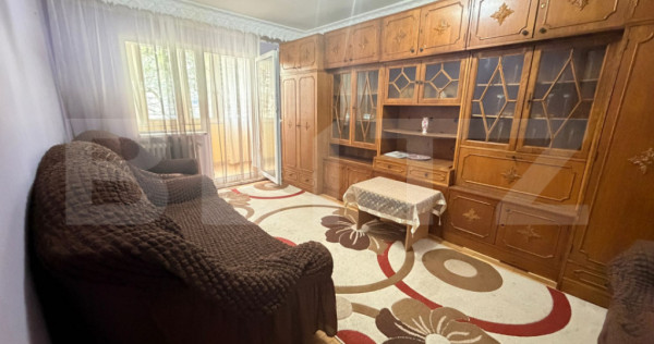 Apartament cu 3 camere, etaj 1, zona Calea Obcinelor