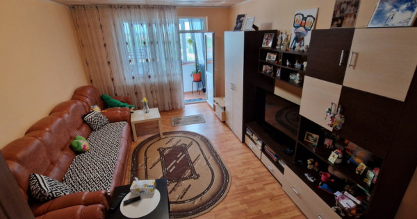 Apartament 2 camere, decomandat, 51 mp, zona Bals