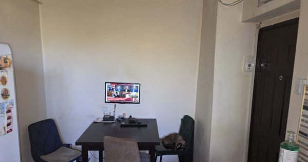 Apartament 2 camere, 48 mp utili, zona Rovine -Facultatea de
