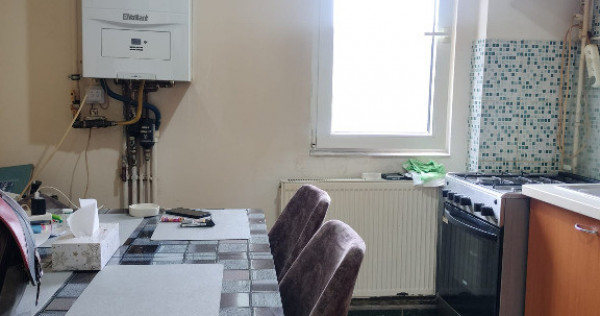Apartament 2 camere, semidecomandat - zona Astra