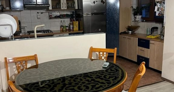 De inchiriat apartament cu 3 camere, str. Anghel Saligny,...