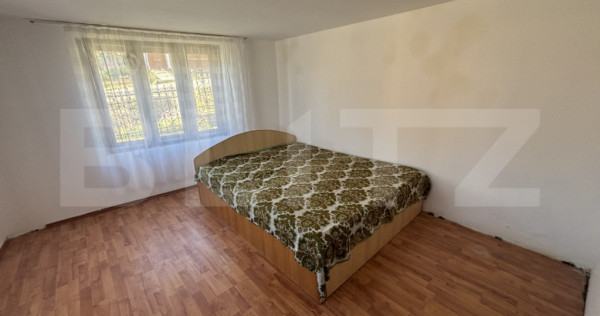 Casa de vanzare, zona linistita, in Recea