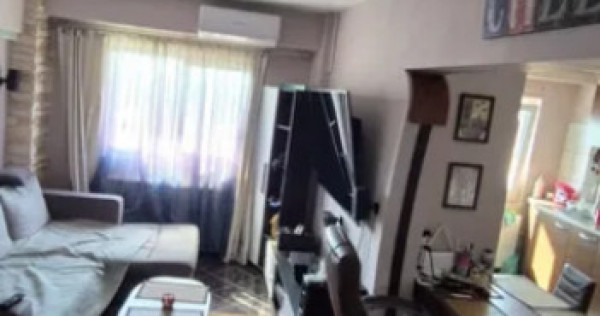 Apartament 4 camere, decomandat - zona Triaj