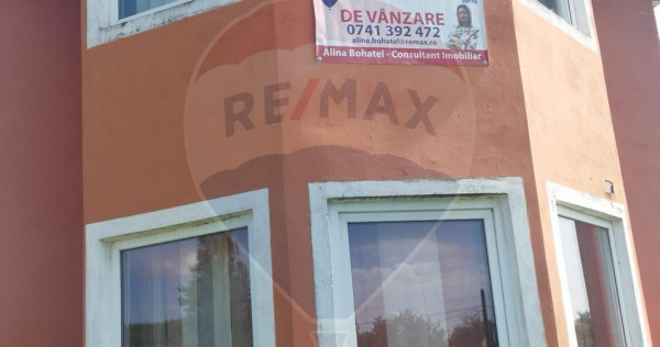 Casa de vacanta cu 8300 mp teren, de vanzare in Preluca N...