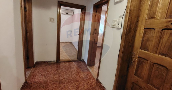 Apartament cu 3 etaj2