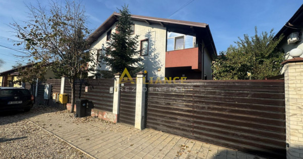 Casa tip duplex ~ 4 camere 2 bai ~ teren 200mp